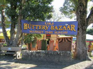 Uki Buttery Bazaar - Lightning Ridge Tourism